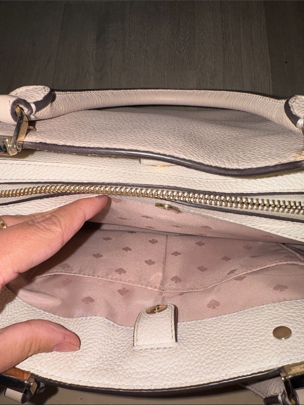 kate spade Neutral Beige Pebbled Leather Tote with Gold Hardware - Picture 4 of 10